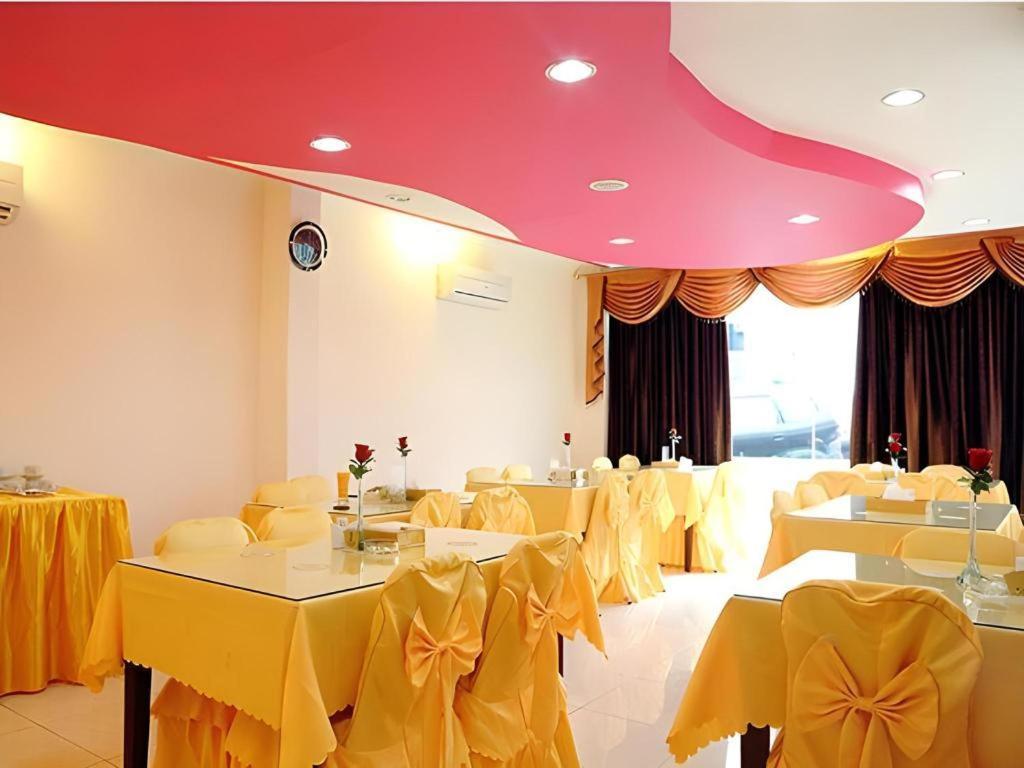 Hotel Rovi Boutique Jakarta Kültér fotó