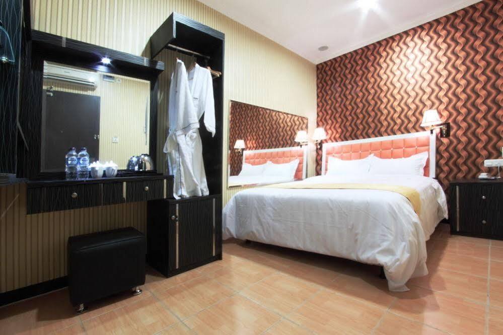 Hotel Rovi Boutique Jakarta Kültér fotó
